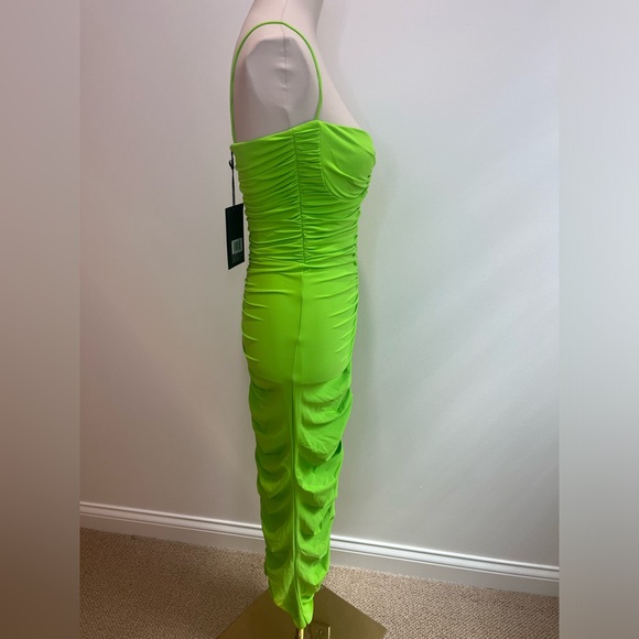 Alex Perry Everett Ruched Maxi Dress in Green Apple - Picture 12 of 16